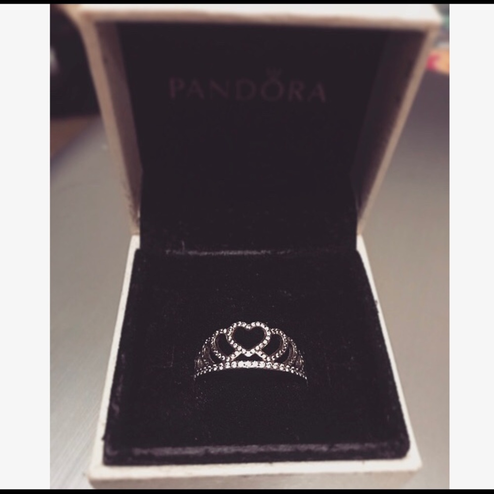 Pandora Heart Tiara Ring